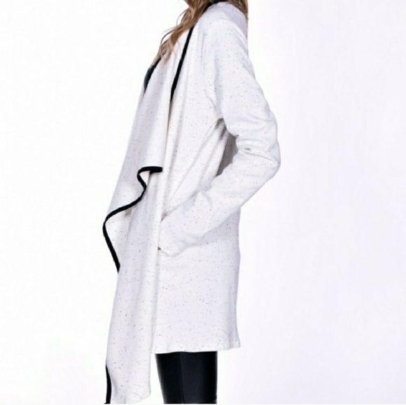 👉ONE SMALL LEFT 👈Drape Open Cardigan - Picture 2 of 3